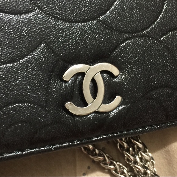 ❌❌CHANEL CC Logo Lamb Skin Wallet/Crossbody Bag 💼 - Picture 7 of 15